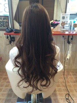 オリバー(ORiVER) ゆるふわにアイロン仕上げ