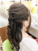 エリアデュクス(AREADEUX)&nbsp;ハーフアップ＆編み込み