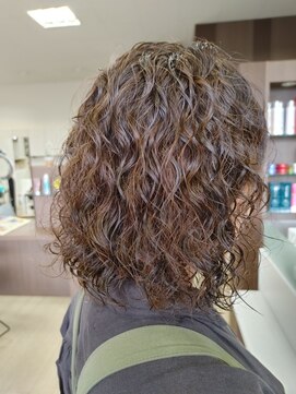 美容室アール スパイラルパーマ