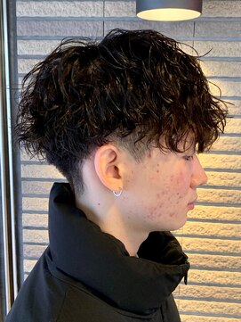 ジーニー 本厚木(Genie) ツイストスパイラル/波巻き/ハイライト/マッシュパーマ/ウルフ