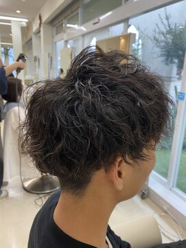 ニコラ(NICOLA) ツイストスパイラルパーマ