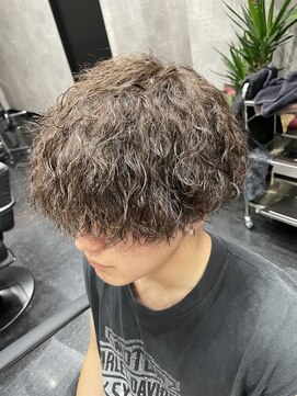 ミスタープラット(Mr.PLAT) ツイストスパイラルパーマ