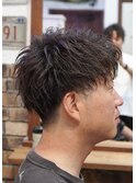 シンプルにかっこいいツーブロックショート