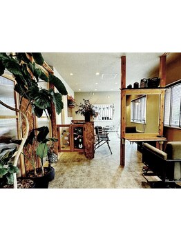 【東尾道駅/徒歩8分】"アウトドア×美容室"をコンセプトとしたオシャレ空間でずっと通いたくなるサロン☆