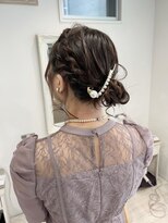 ミミバイカシュカシュ(mimi by cache cache)&nbsp;結婚式ヘアふわふわシニョンまとめ髪