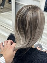 カラ ヘアーサロン(Kala Hair Salon)&nbsp;ハイライトバレイヤージュダブルカラーケアブリーチ20代30代