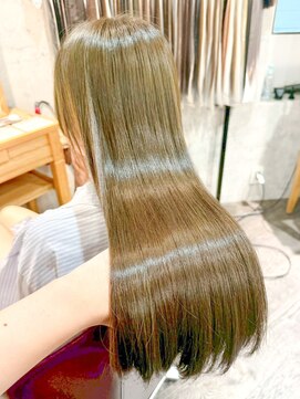 アフィナー(Afinar) 【横浜/横浜駅】艶髪ハイトーン/髪質改善/ブリーチなし