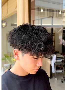 エッジ(EDGE) 大分メンズ刈り上げマッシュ波巻きスパイラルパーマスタイル