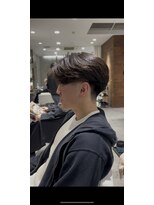 ミリ(milli Produce by ITAKURA)&nbsp;毛流れセンターパート