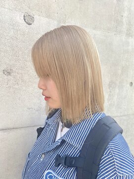 リール(rire) White beige color