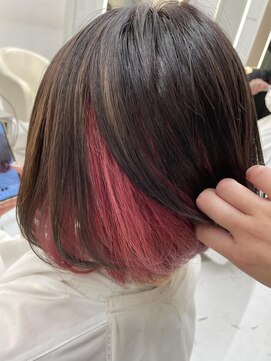 アスタリスク(asterisk) インナーカラー×ビビットピンク