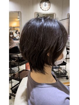 ティアラ 桜木町(TIARA) ウルフショート