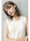 大人かわいいピンクベージュインナーカラーマッシュショートボブ