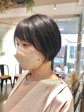 ヘアーアンドメイク ビス(HAIR&MAKE bis) 短すぎないショート☆ももこ