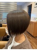 ショートボブ