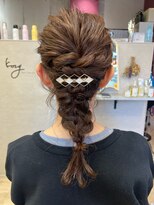コージー(Kozy) ☆結婚式お呼ばれヘアアレンジ/ゆるふわ編みおろし☆