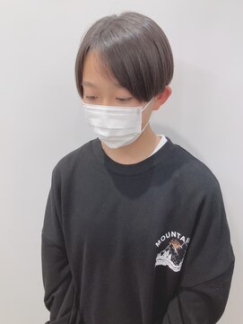 モリオフロムロンドン 松戸店(Morio from London) 【松戸 岩口】ツヤ髪丸みハンサムショート