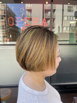 オペラ バイ バレエ 清澄白河店(OPERA by BALLET HAIR) ハイライトミニボブイエロー