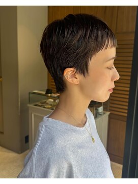 ヤイエ(yiye) ベリーショート/丸みショート ハンサムショートマッシュショート