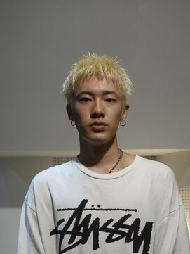 ゼストプール(ZEST POOL) 女子ウケNo. 1スパイキーショート