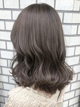 ラック 本厚木店(LUCK) ヴィンテージグレージュ/ロブ/透明感カラー/イルミナ