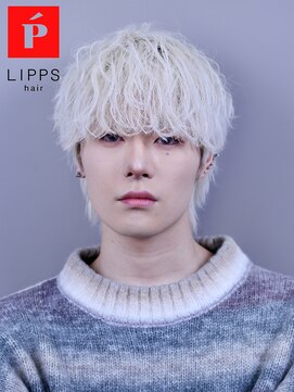 リップス 天神(LIPPS) ホワイトカラーツーブロックマッシュショートウルフハイトーン