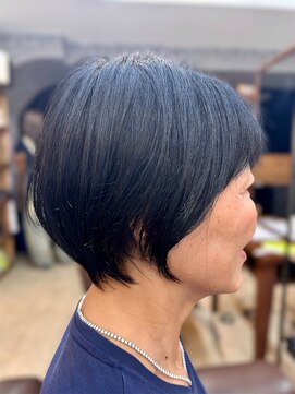 ラブリッシュ(LOVERICHE) 絶壁解消ふんわりくびれショート【浜崎】