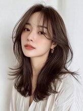 エミイ 鎌倉(eMii.) ロングレイヤーカットヘア