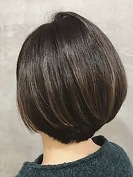 ワンデイ 表参道(oneday) 30代40代大人可愛い☆シークレットハイライト艶髪ショート
