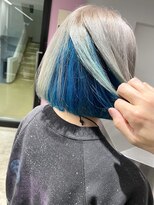 ディーカヘアーセンダイ(Di KA HAIR sendai)&nbsp;インナーカラー/ターコイズブルー/刈上げ女子/ホワイトベージュ