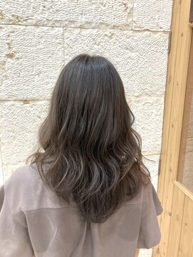 ティンク 横須賀中央(Tink) マットベージュ×グラデーション風