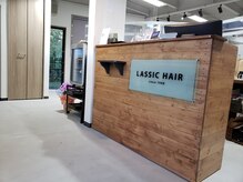ラシックヘア 三木本店(LASSIC HAIR)の雰囲気（可愛らしく温もりのあるフロント♪）