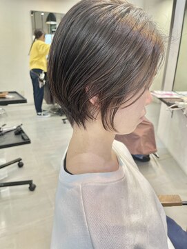 サーカス(circus) 大人の前下がりショート＊