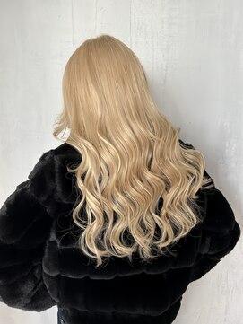 ロムーク 表参道(LOMKH) ブロンド×シールエクステ