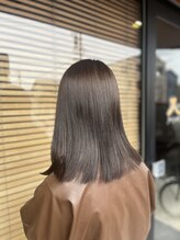 【透明感カラーで垢抜ける】Kanadeの“似合わせ力”が魅力