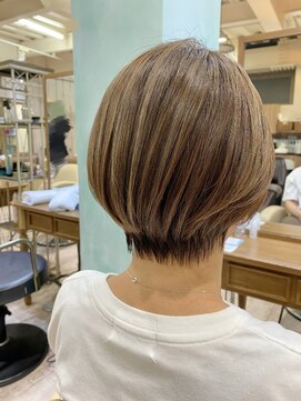 コトナ 越谷店 ショート/ショートボブ/20代30代40代50代/小顔/透明感カラー