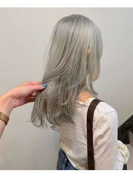 ヘアーアンドメイク シーク 吉祥寺(HAIR&MAKE SeeK) 【seek吉祥寺】『ホワイト』