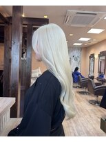 モアムー(Moremuu)&nbsp;【りえ】抜きっぱなしブリーチカラー