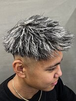 ダズルヘアラッシュ(DAZZLE hair RUSH)&nbsp;名古屋八事金メッシュシルバーメッシュ細め太めハイライトパーマ