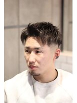 キングスマントーキョー カットクラブ 中野(KINGSMAN TOKYO CUTCLUB)&nbsp;ニュアンスパーマ/ツイストスパイラル/フェード[中野/MEN'S]