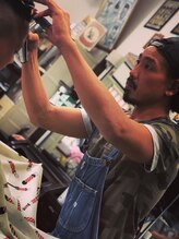 バーバーショップ エイチツー(BARBERSHOP H2)&nbsp;平山 康博