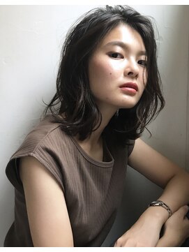 アミュレット バイ サファリ 西荻窪(AMULETTE BY SAFARI) ミディアムレイヤー×ひし形シルエット