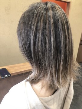 チュラック(Chulack) 【CHULUCK】ハイライトカラー/ダブルカラー/ロブヘア