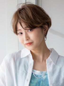 サーカス バイ ビュートリアム 青山(CIRCUS by BEAUTRIUM) マッシュショート 大人可愛い うる艶髪 暖色系カラー 30代40代