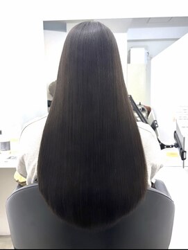 イレス 新札幌店(IRESU) ドレスヘア/ショコラアッシュ/弱酸性縮毛矯正/髪質改善/新札幌