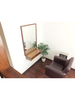 【駅から徒歩５分、平日21時まで営業】通いやすい駅近の立地でお仕事帰りにも◎