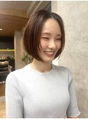 ショートボブ　顔まわりレイヤーボブ