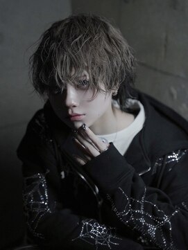 シン(syn) 中性ウルフ