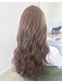 【ブリーチなし】ミルクティーカラーの韓国風くびれロング