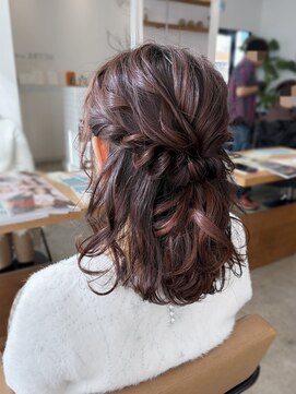 ハーフアップ＊ミディアムヘアアレンジ/20代30代40代50代